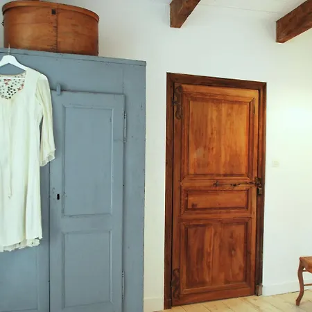 Rustic Homes In Saint-etienne-de-serre With Garden Hébergement de vacances *
